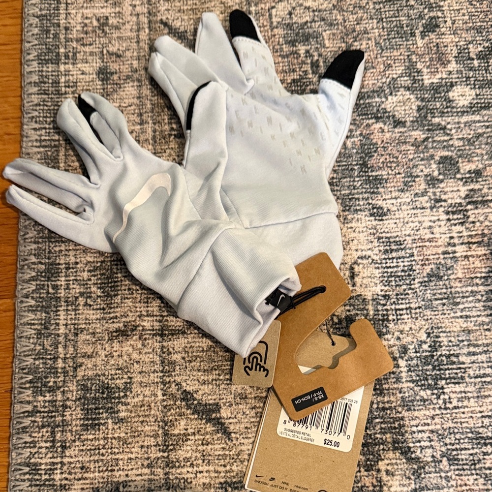 Nike Touchscreen-Compatible Light Gray Gloves size XS/S